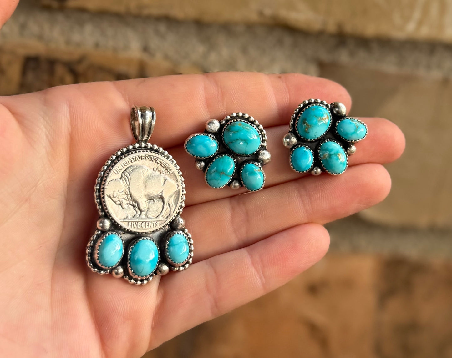 Sierra Bella Turquoise Studs🩵