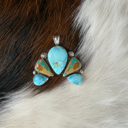 Royston & Sierra Bella Turquoise Naja